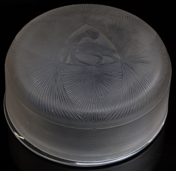 R. Lalique Genevieve Box