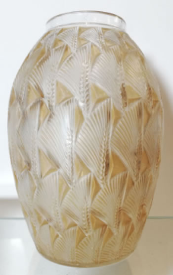 R. Lalique Grignon Vase