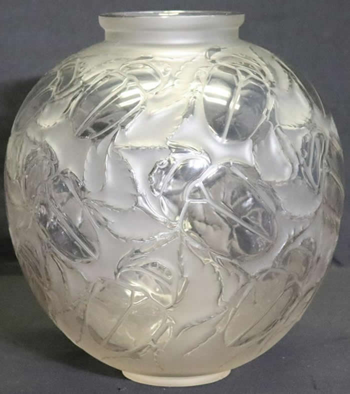 R. Lalique Gros Scarabees Vase