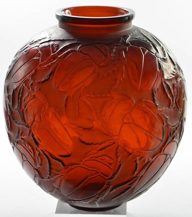 R. Lalique Gros Scarabees Vase