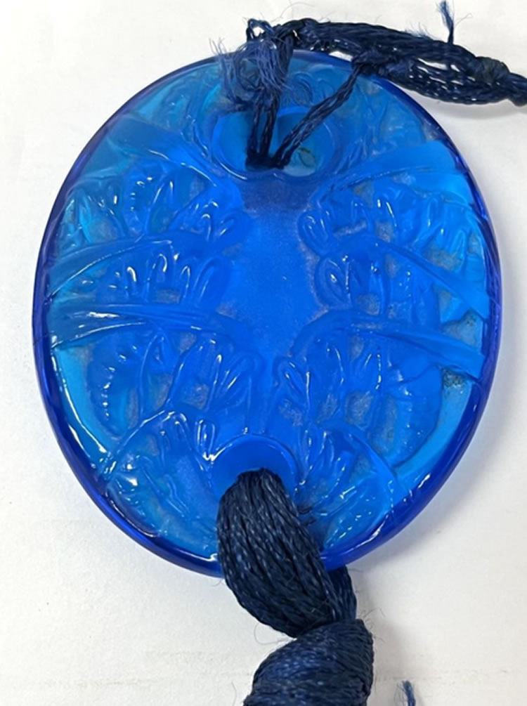 R. Lalique Guepes Pendant