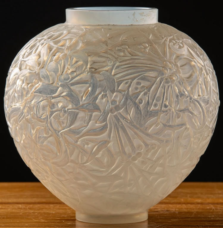 R. Lalique Gui Vase