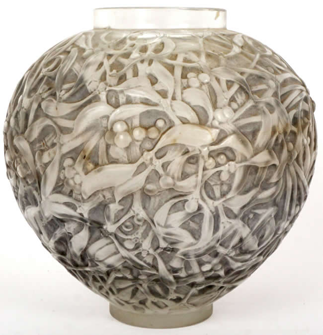 R. Lalique Gui Vase