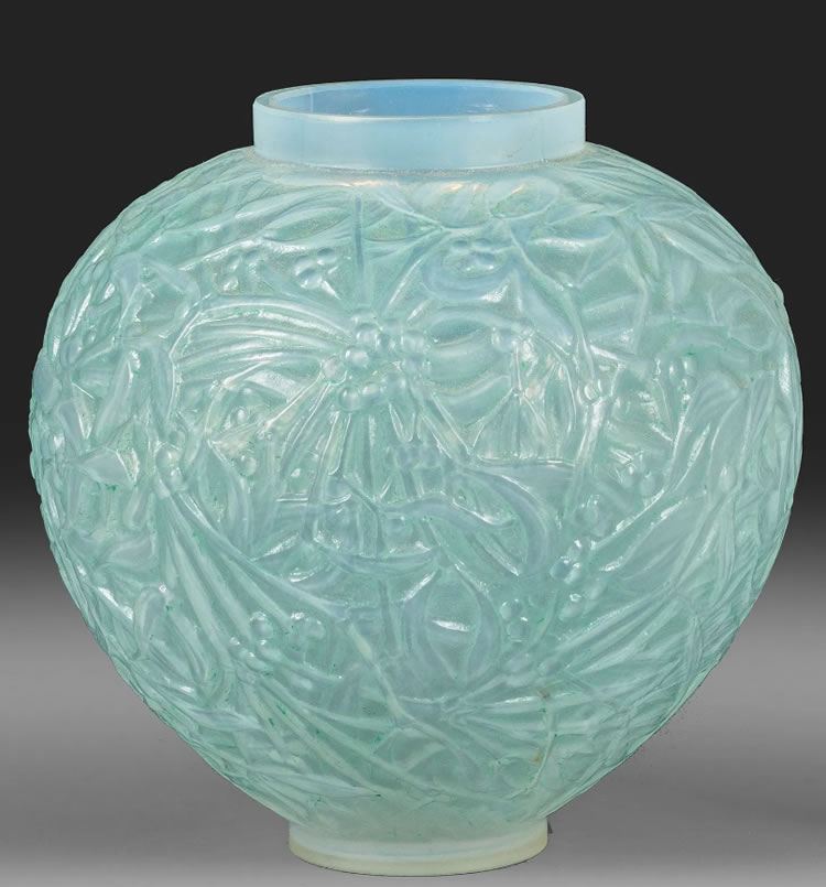 R. Lalique Gui Vase