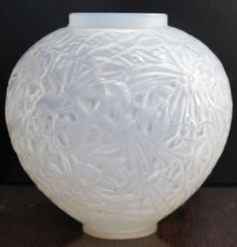 R. Lalique Gui Vase