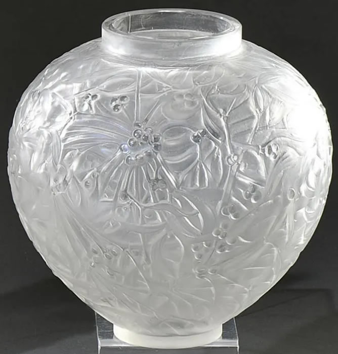R. Lalique Gui Vase