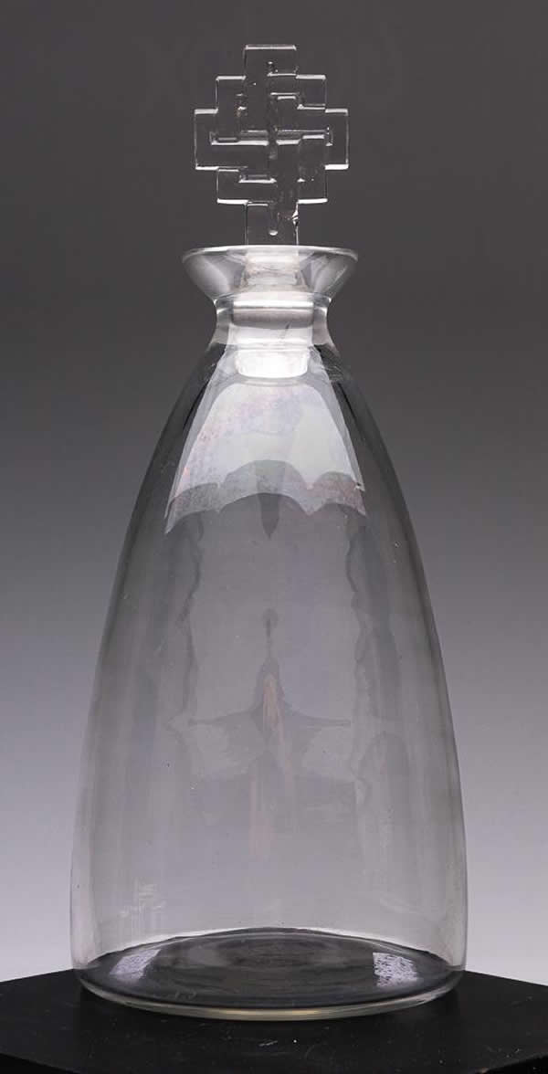 R. Lalique Hagueneau Decanter