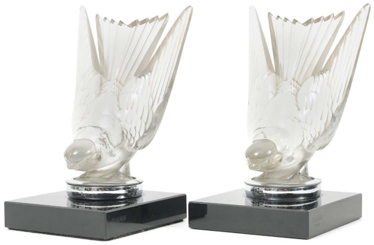 R. Lalique Hirondelle Bookend