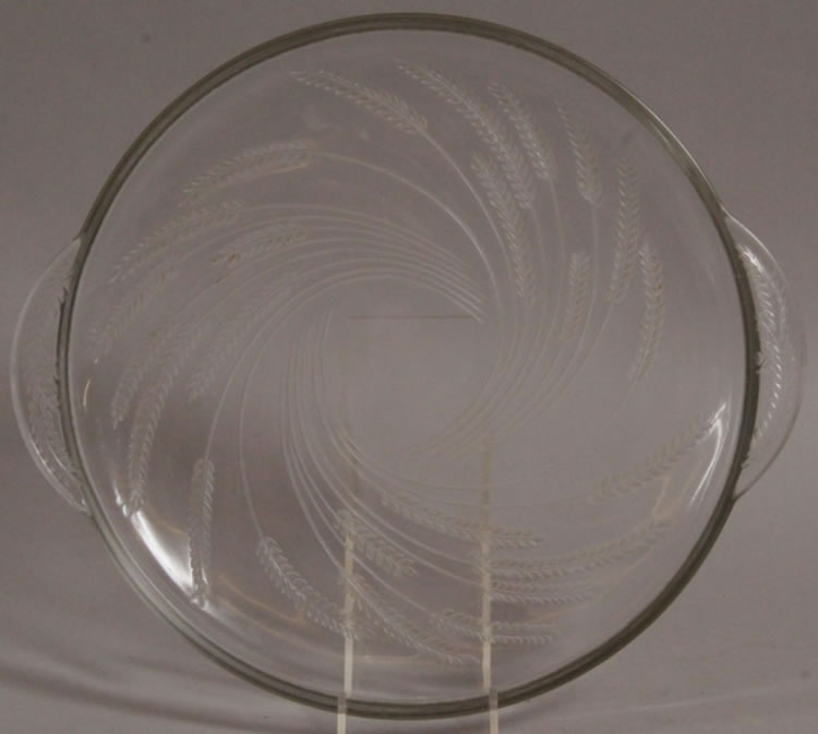 R. Lalique Hortense-2 Cake Plate