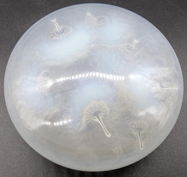 R. Lalique Houppes Powder Box