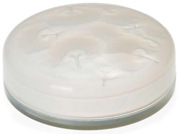 R. Lalique Houppes Powder Box