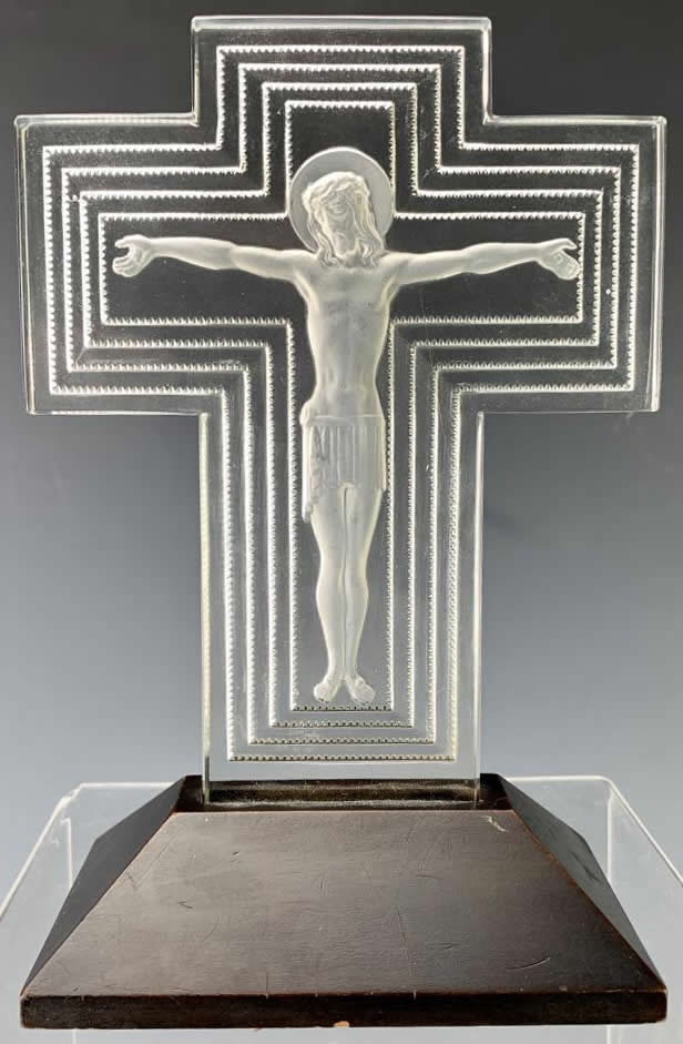 R. Lalique Jesus Christ Statue