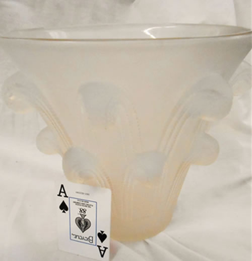 R. Lalique Jet d'eau Vase