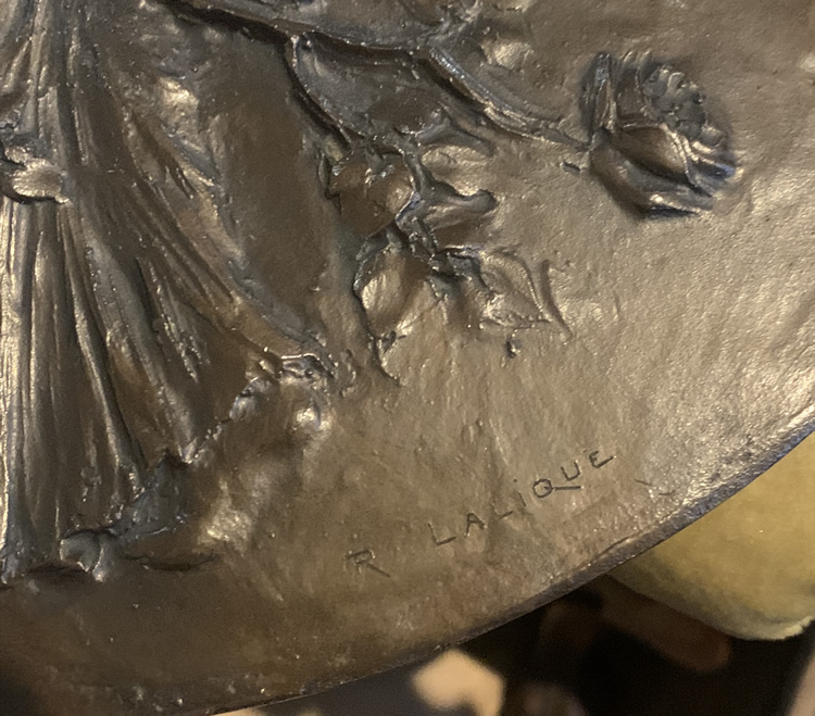 R. Lalique Jeune femme cueillant des fleurs Matrix 4 of 4