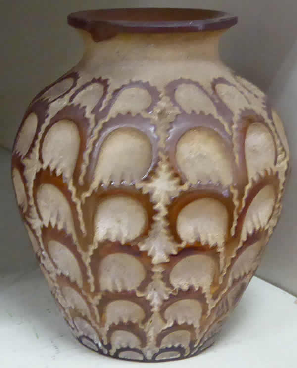 R. Lalique Laiterons Vase