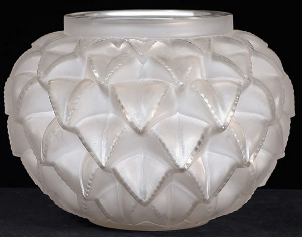 R. Lalique Languedoc Vase