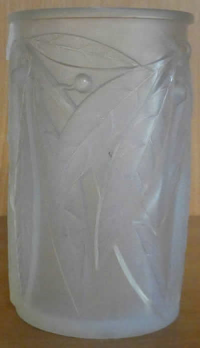 R. Lalique Laurier Vase