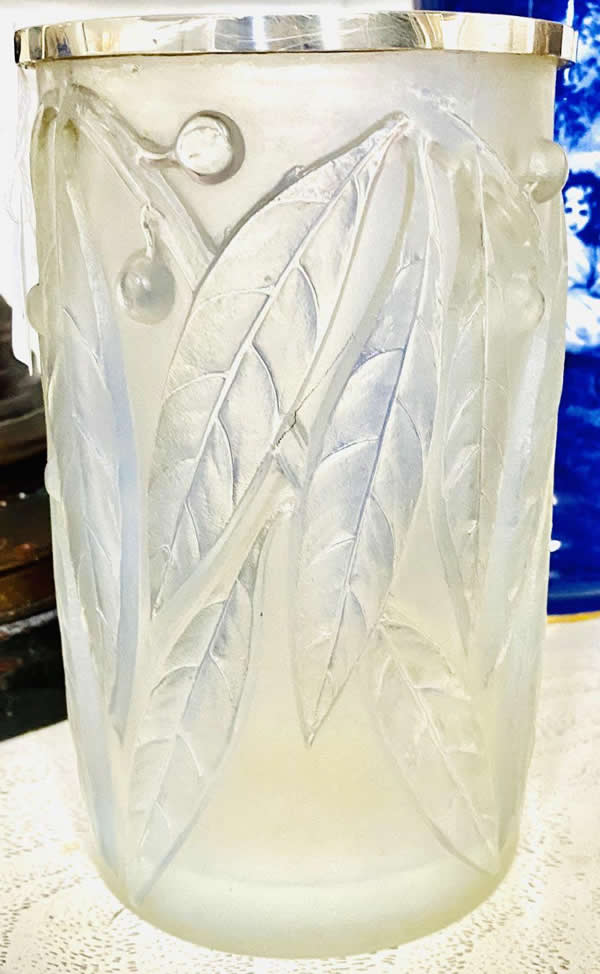 R. Lalique Laurier Vase