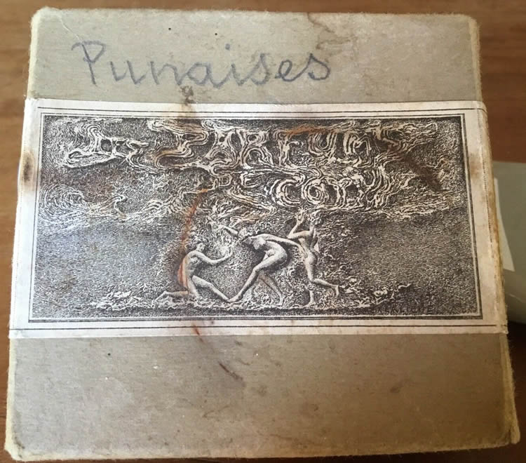 R. Lalique Les Parfums De  Coty Plaque