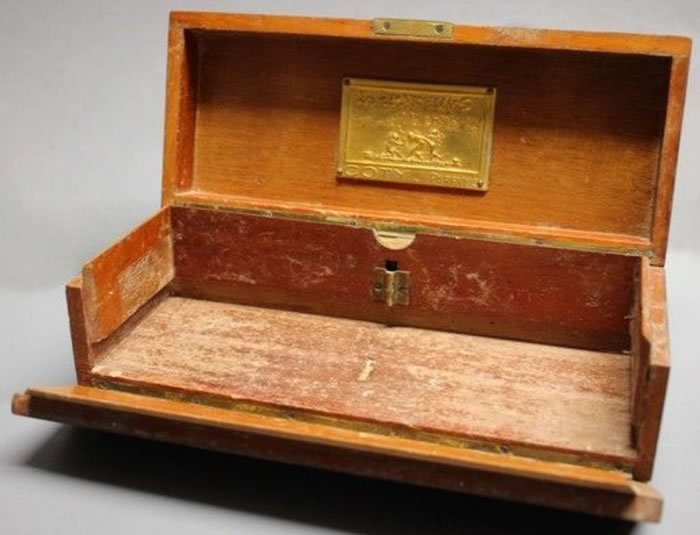 R. Lalique Les Parfums de Coty Perfume Tester