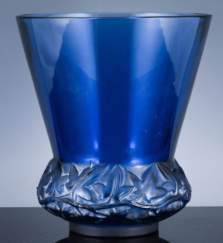 R. Lalique Lierre Vase