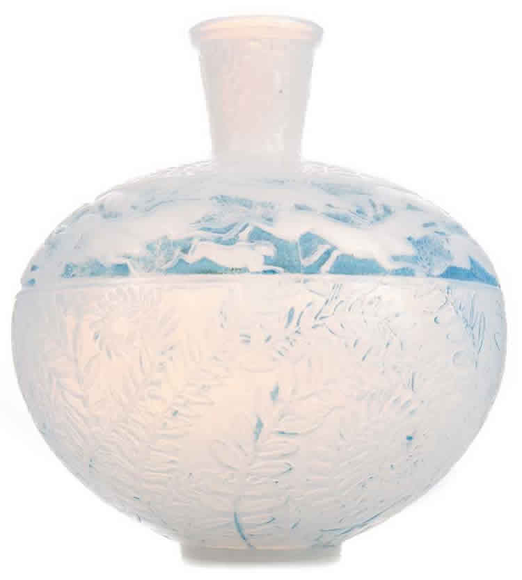 R. Lalique Lievres Vase