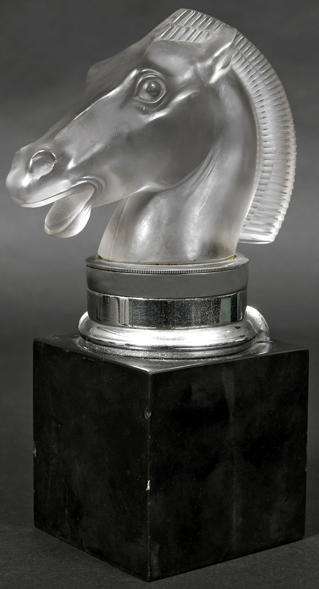 R. Lalique Longchamp-A Hood Ornament