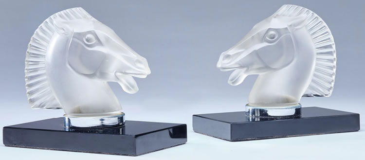R. Lalique Longchamp-B Bookend