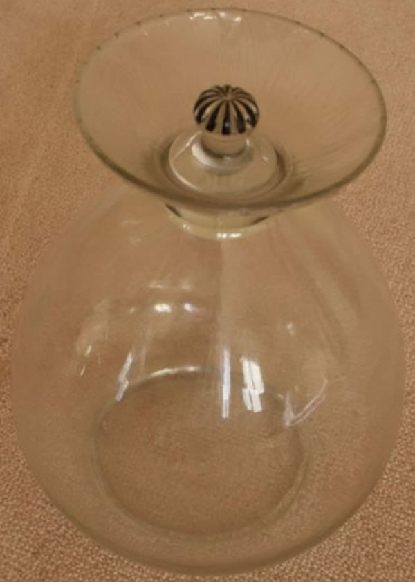 R. Lalique Lotus Carafe