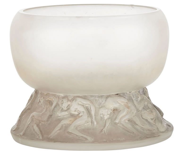 R. Lalique Lutteurs Vase