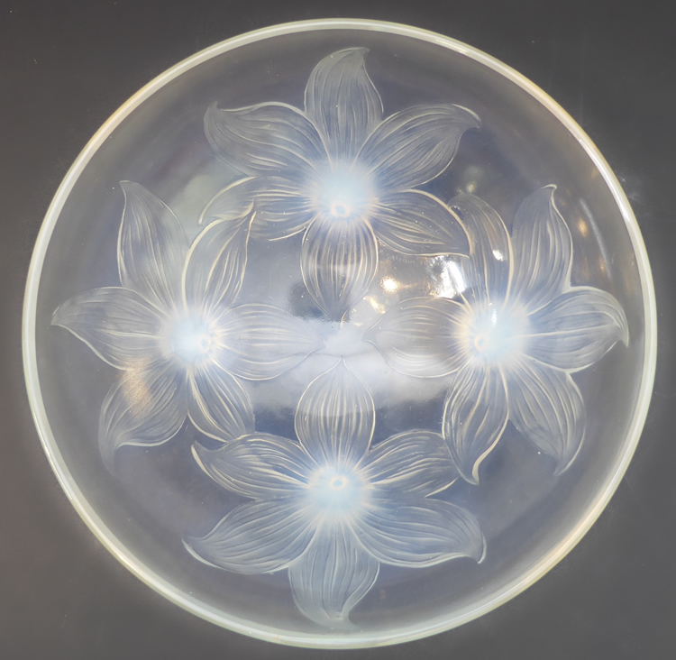 R. Lalique Lys Bowl