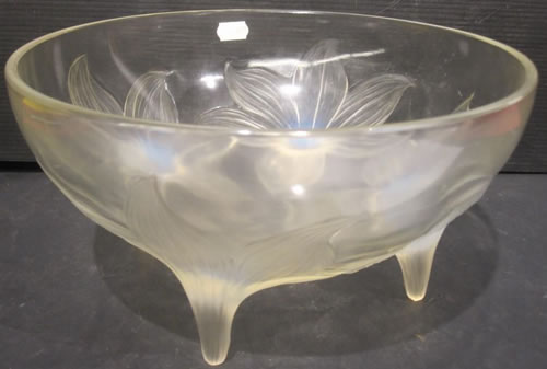 R. Lalique Lys Bowl
