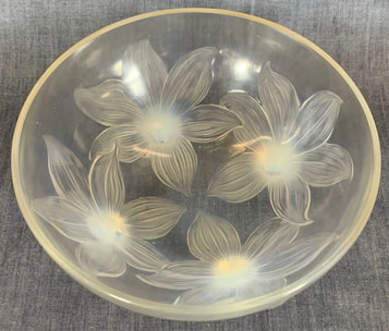 R. Lalique Lys Bowl