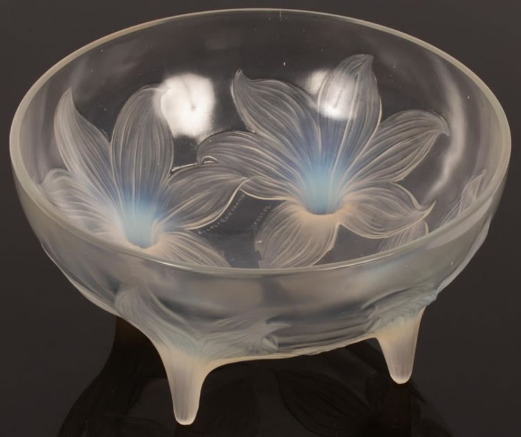 R. Lalique Lys Bowl