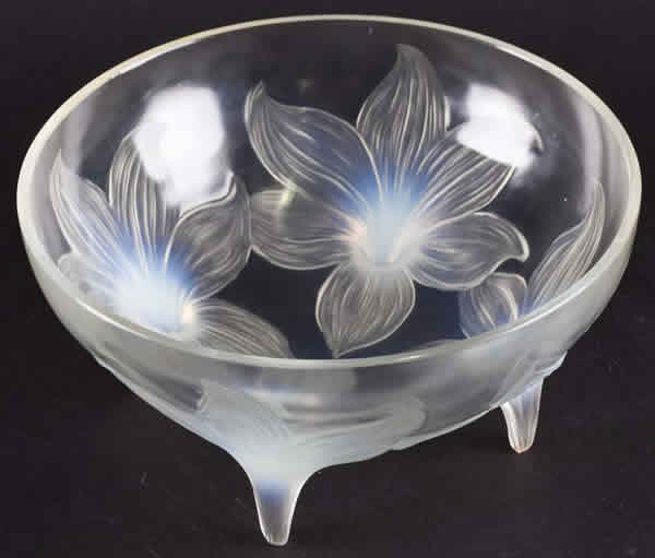 R. Lalique Lys Bowl