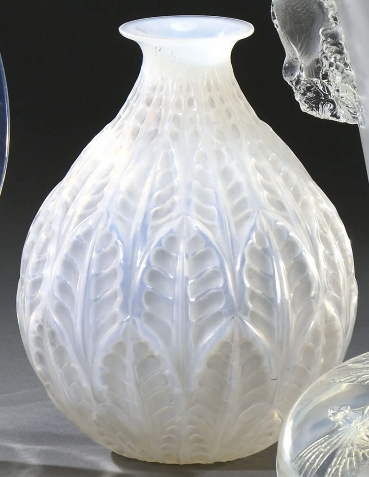 R. Lalique Malesherbes Vase