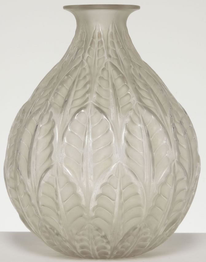 R. Lalique Malesherbes Vase