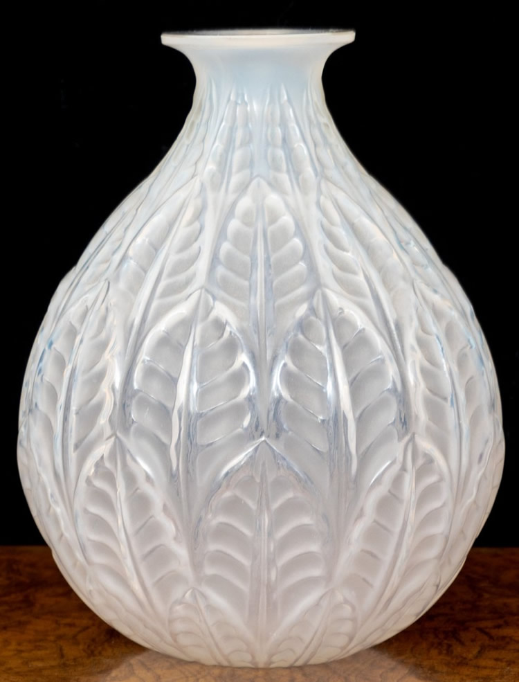 R. Lalique Malesherbes Vase