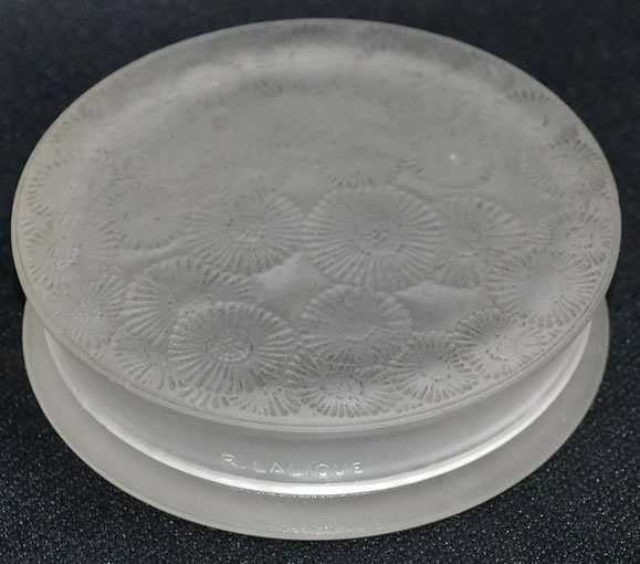 R. Lalique Marguerites Box