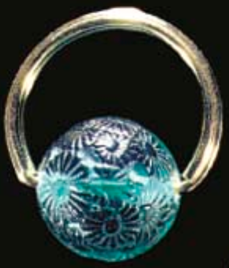 R. Lalique Marguerites Ring