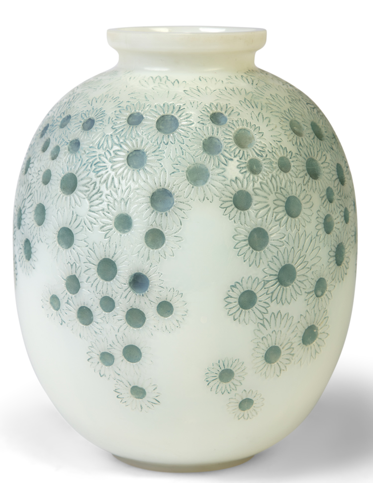 R. Lalique Marguerites Vase