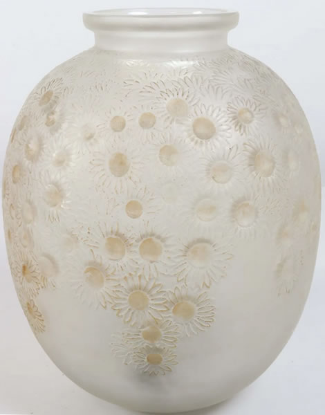 R. Lalique Marguerites Vase