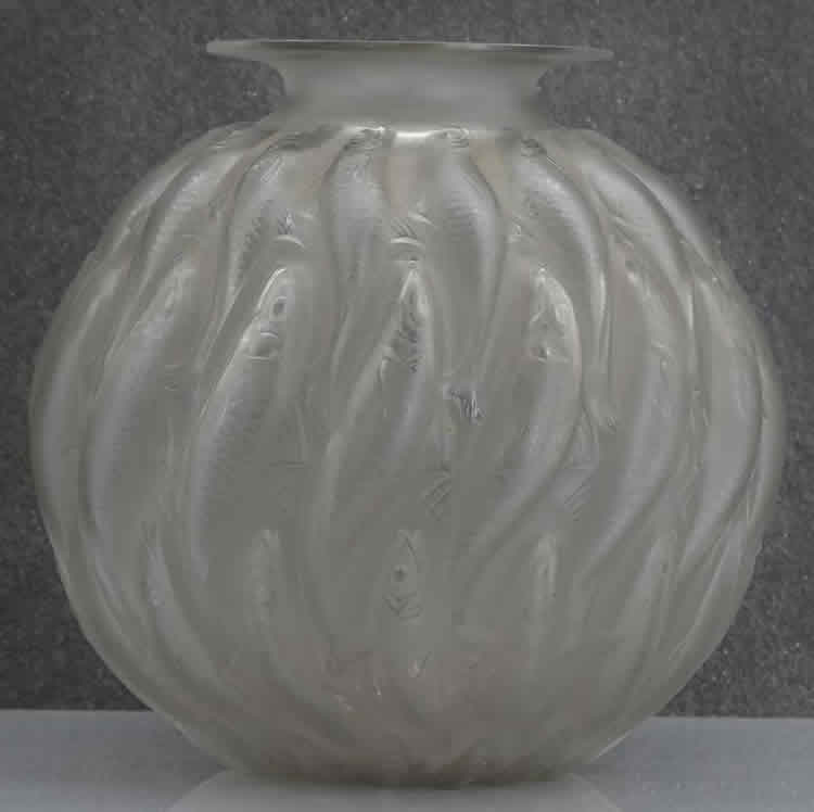 R. Lalique Marisa Vase