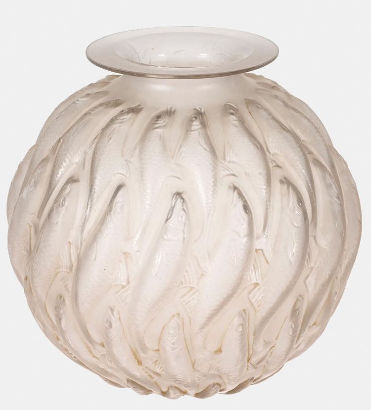 R. Lalique Marisa Vase