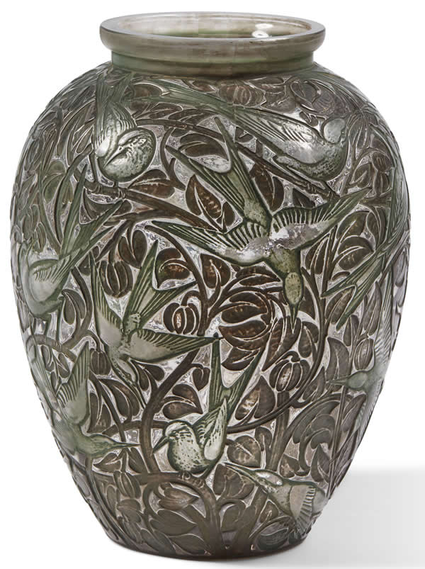 R. Lalique Martin Pecheurs Vase