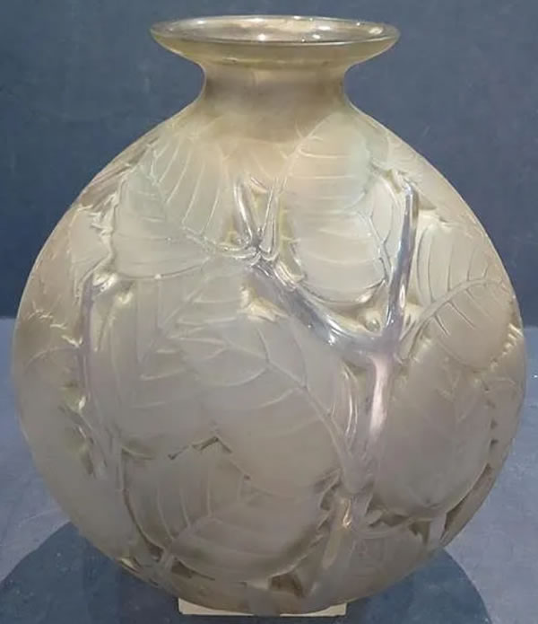 R. Lalique Milan Vase