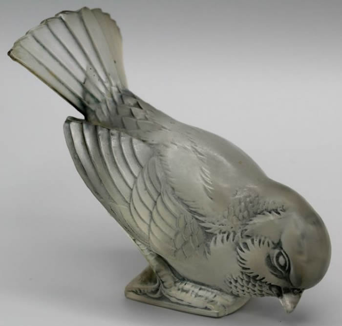 R. Lalique Moineau Hardi Paperweight