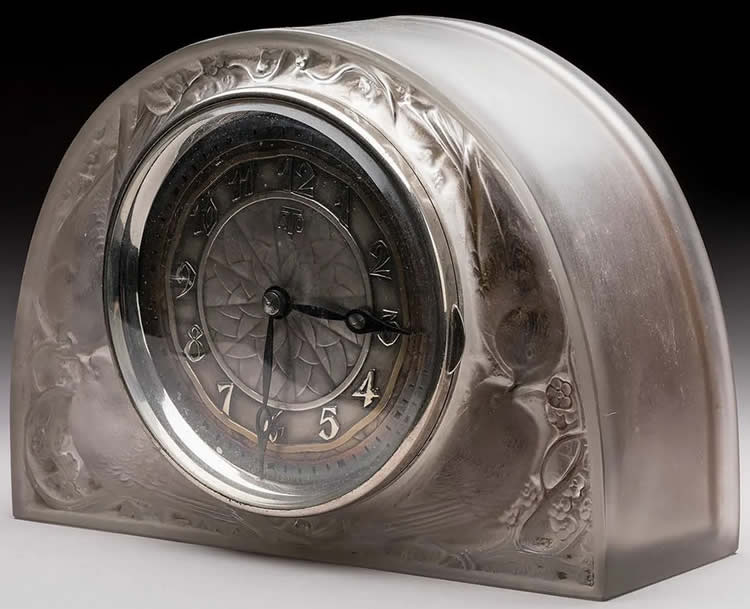 R. Lalique Moineaux Pendule