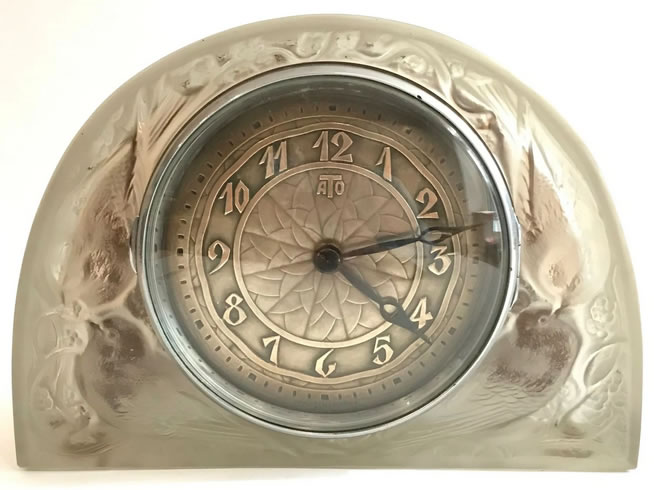 R. Lalique Moineaux Pendule