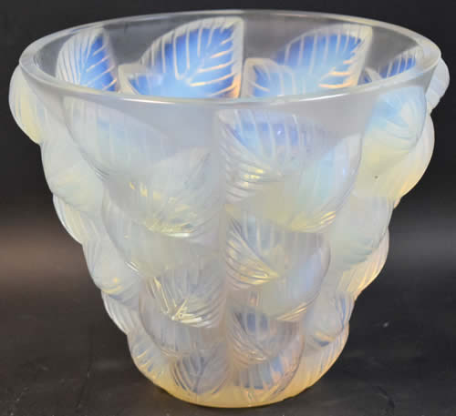 R. Lalique Moissac Vase